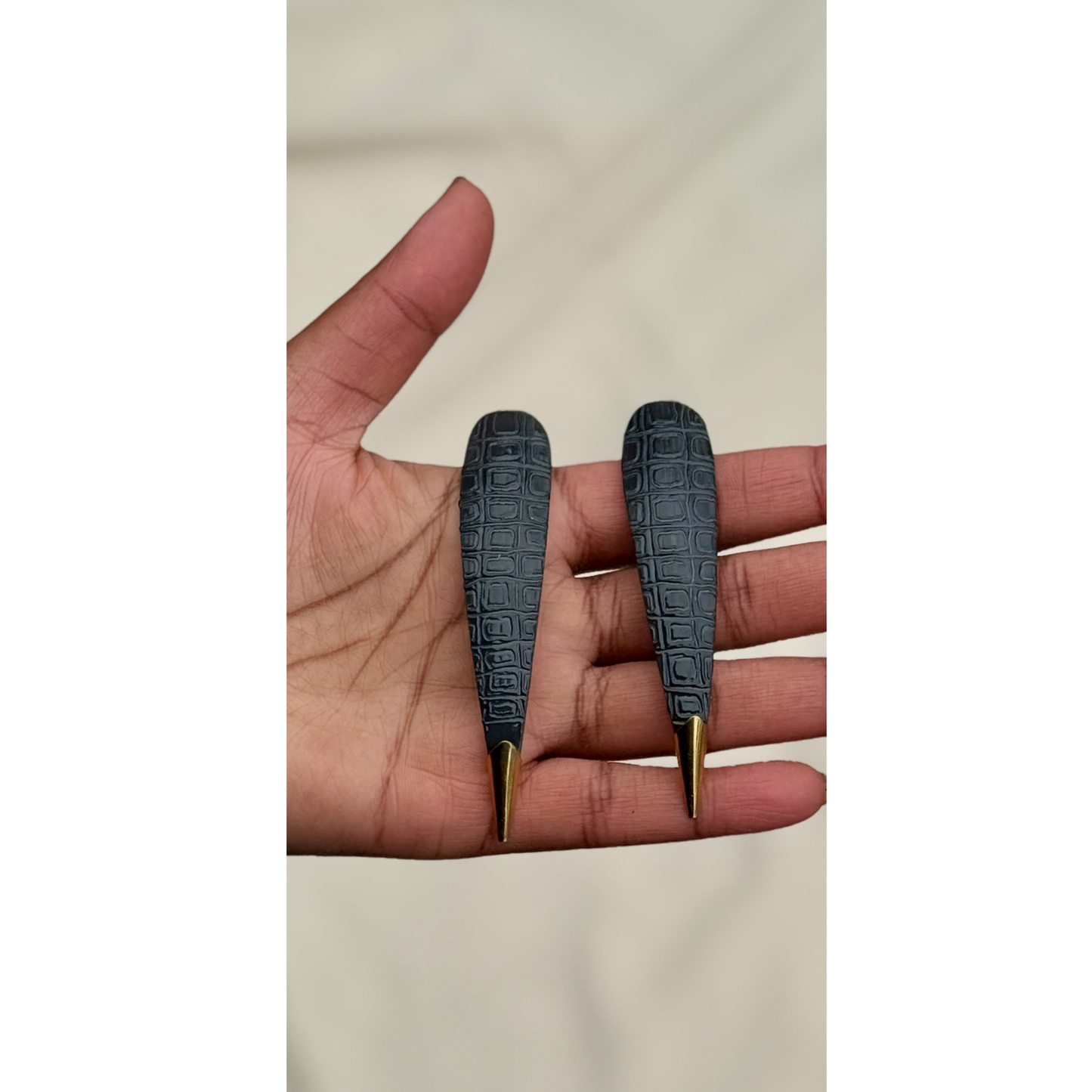 Stunner Crocodiale Charcoal