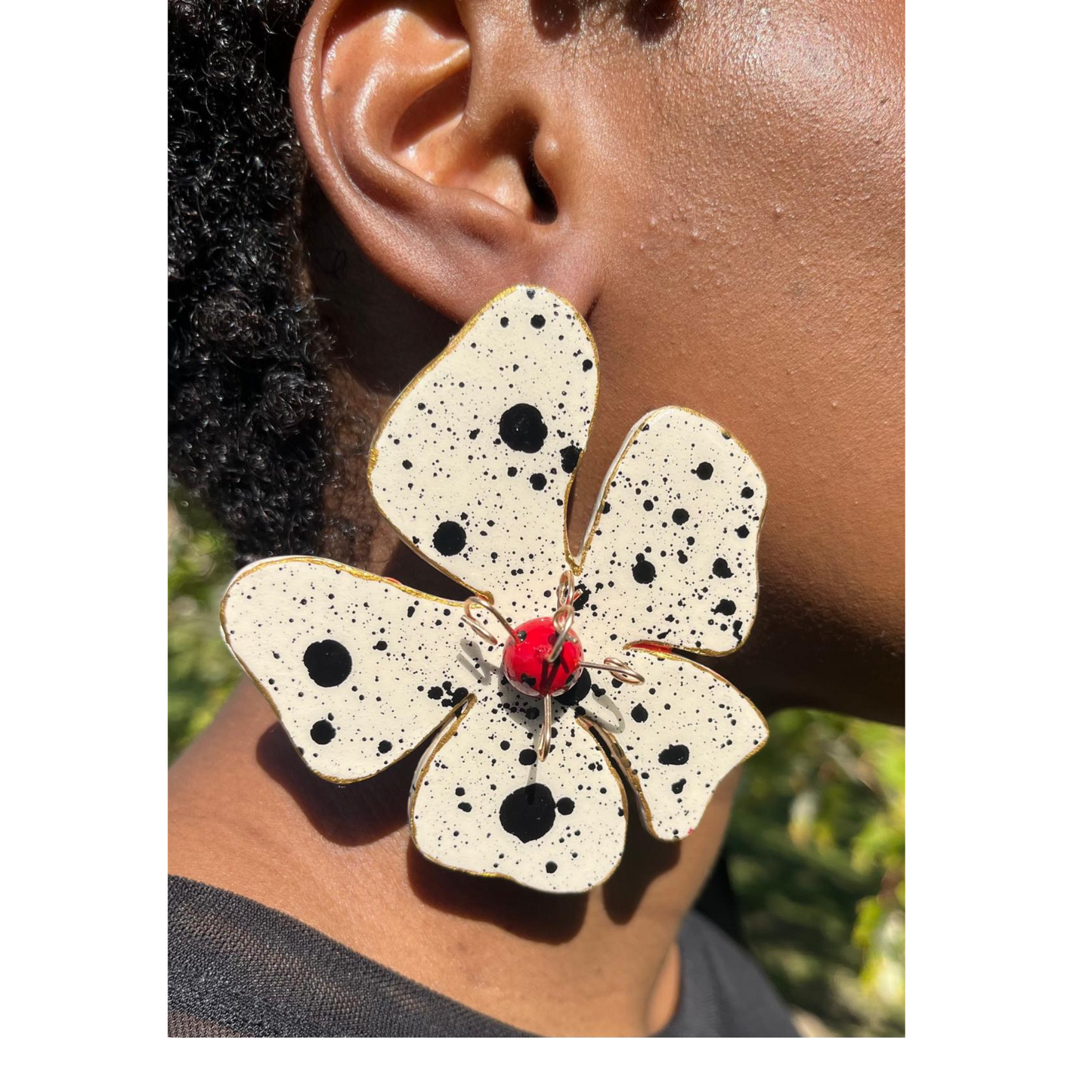 Flower Power (Black and Cream)